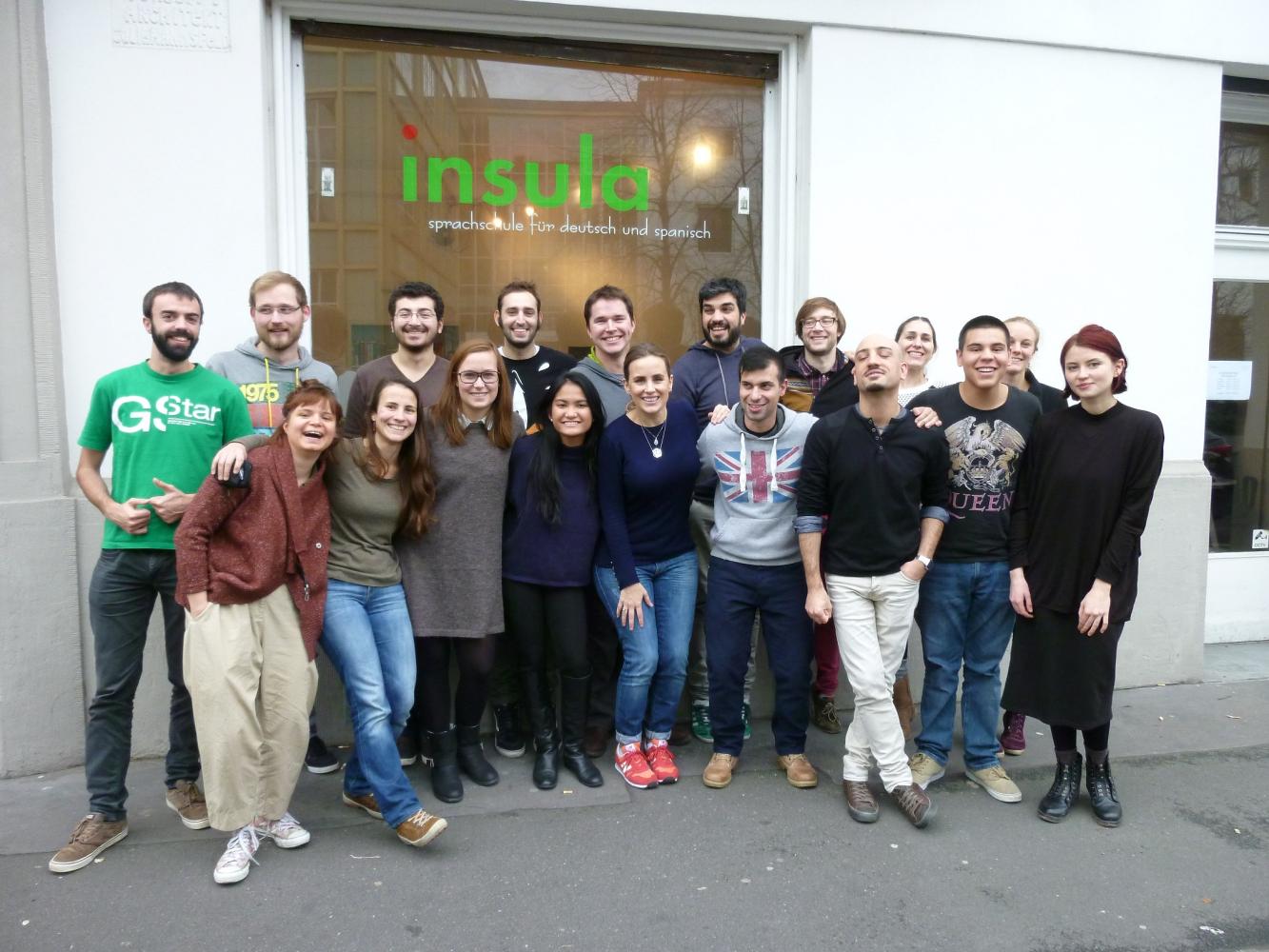 Gruppenfoto Deutschkurs Dezember 2015 Gruppenfoto Deutschkurs Dezember 2015